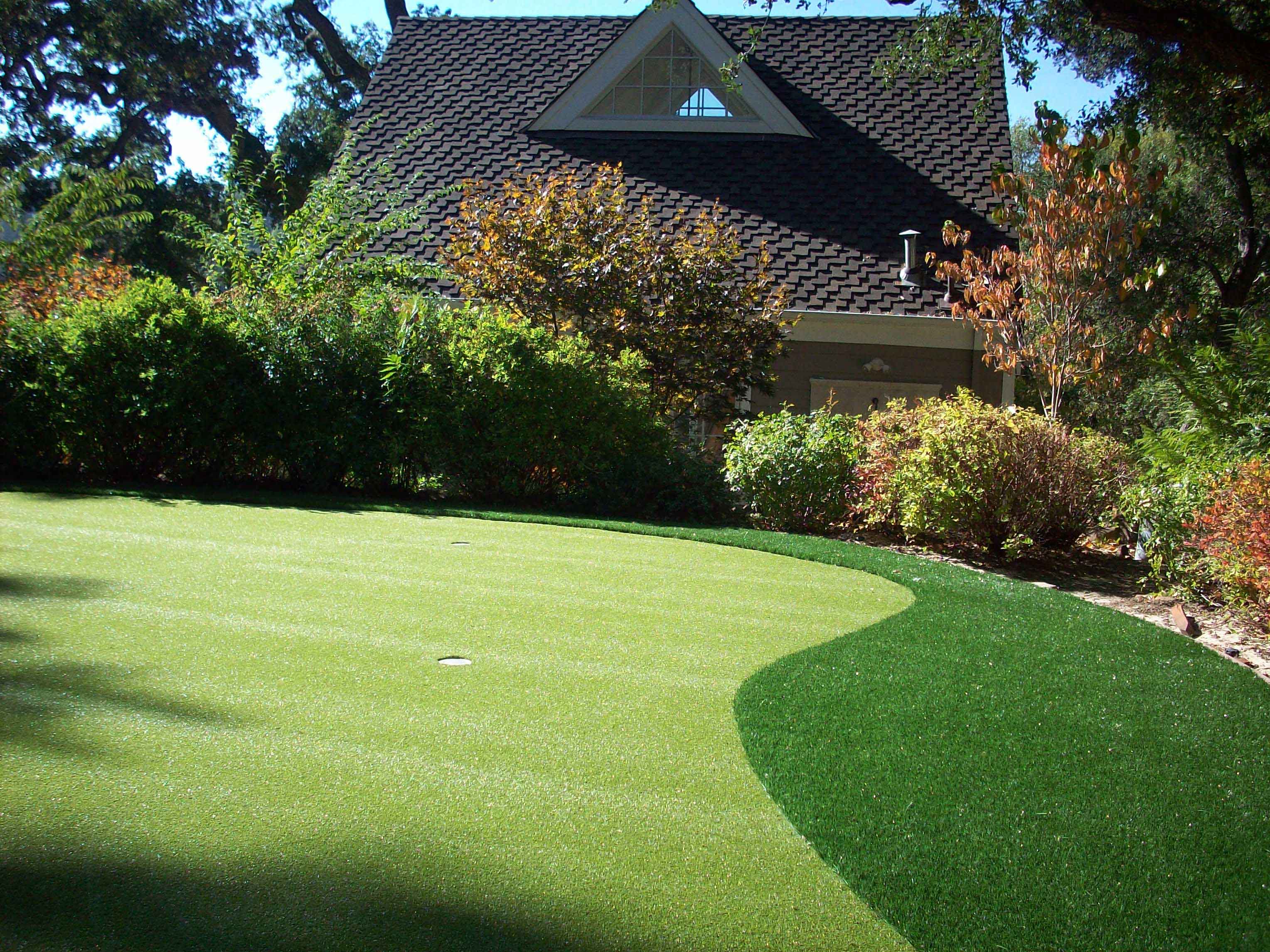 Orinda Synthetic Putting Green