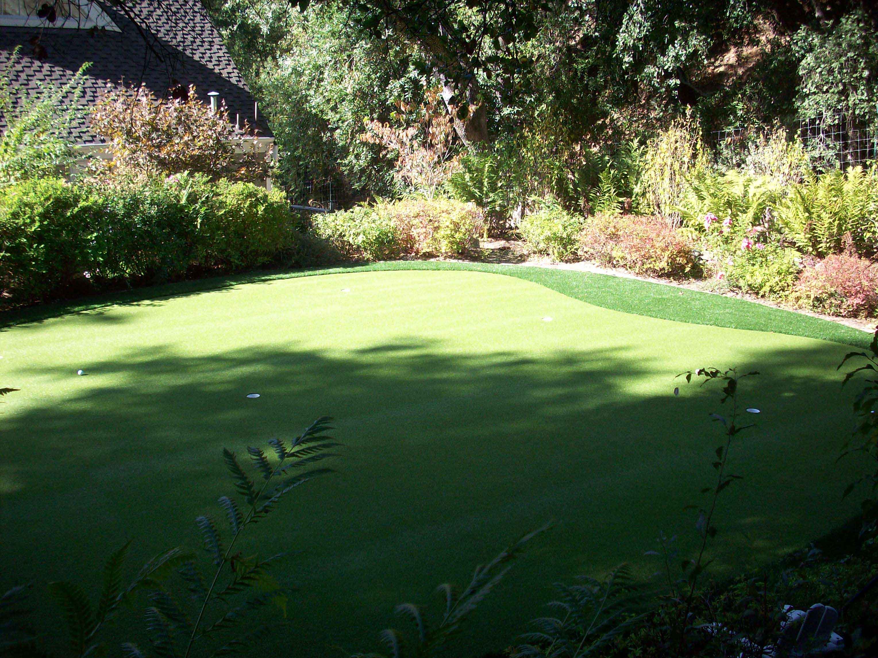 Orinda Synthetic Putting Green